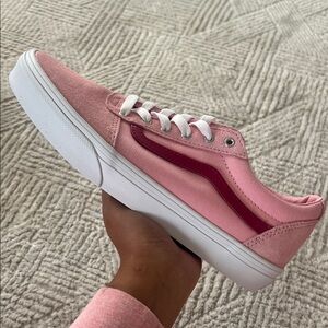 GS/Women’s Vans Ward Glossy Coral Blush Shoes
